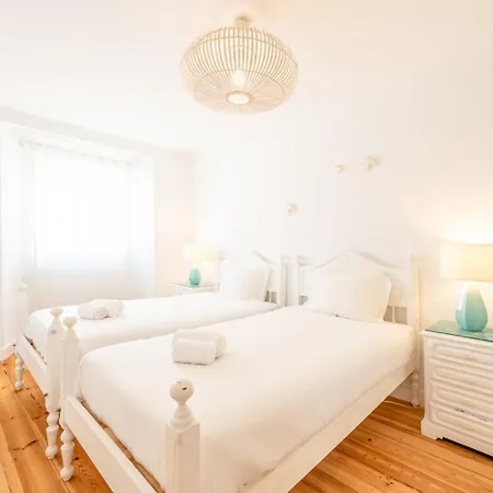 Guestready - Sunny Family Duplex In Anjos Apartment Lisbon Exterior photo